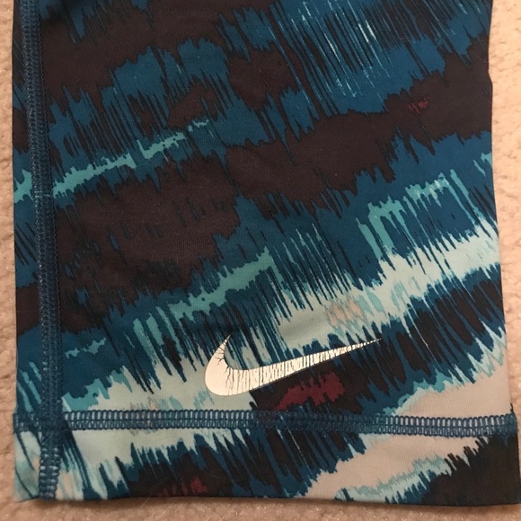 Capri Nike Pro - Picture 2 of 4